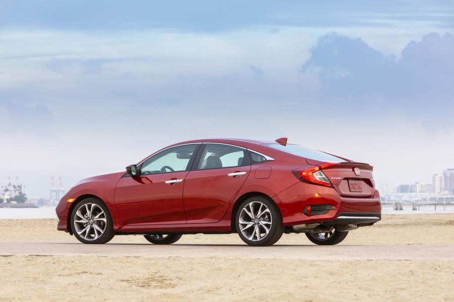  Honda Civic Sedan (FC) 2018 года  (NA) (фото 32 из 51)